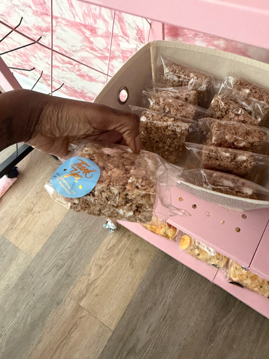 Cinna Krispie Square